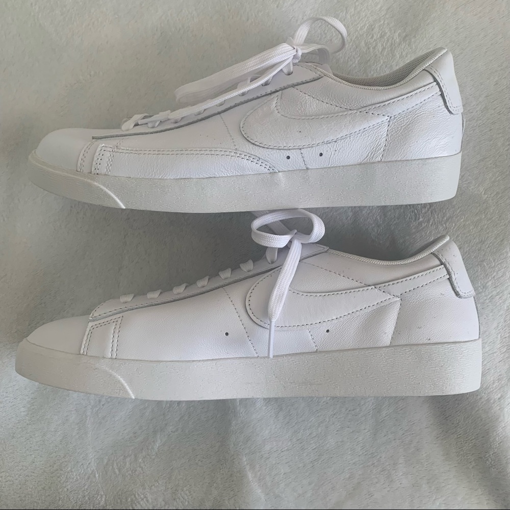 Nike White Sneakers - Picture 4 of 9